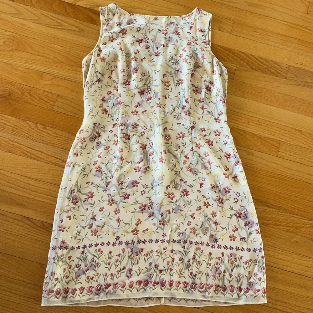 Liz Claiborne. Vintage size 16. Sweet dress. Lined with contrasting design.